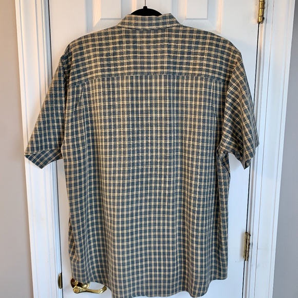 Izod Casual Button Down Shirt (mens) - Picture 2 of 4